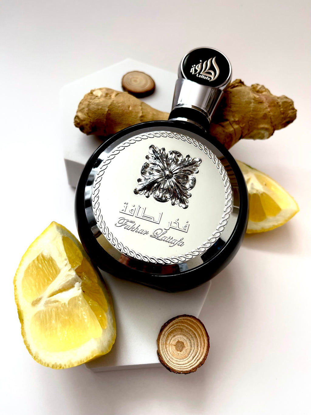 Fakhar Black Lattafa Perfumes