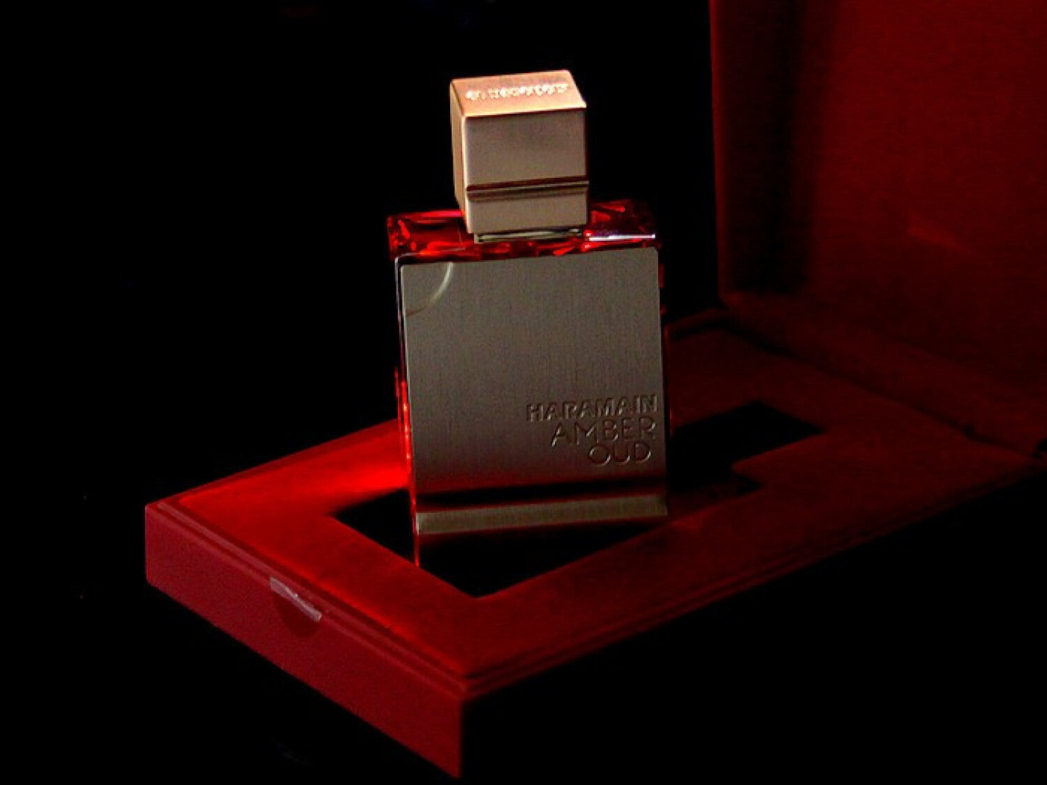 Amber Oud Rouge Al Haramain Perfumes