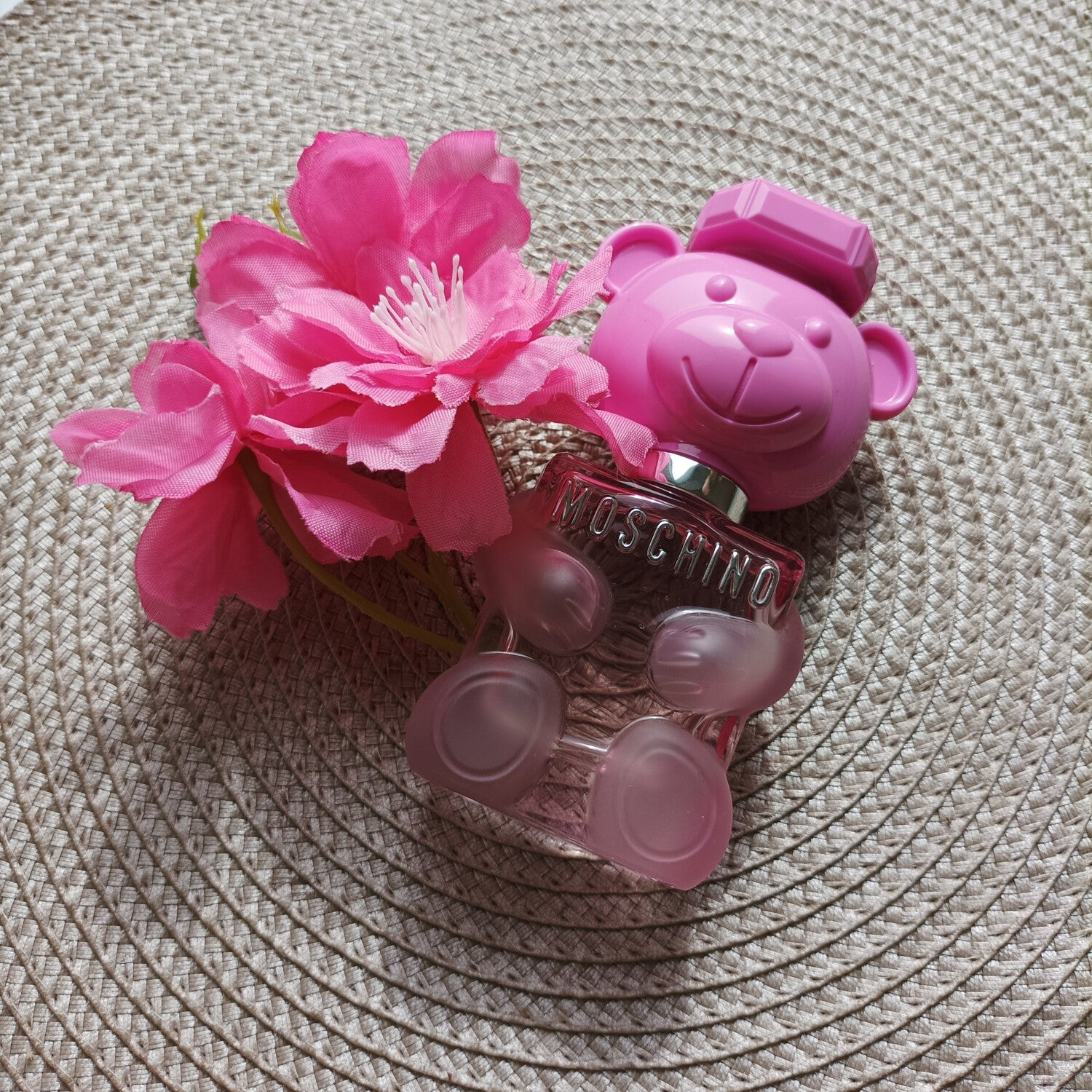 Toy 2 Bubble Gum Moschino