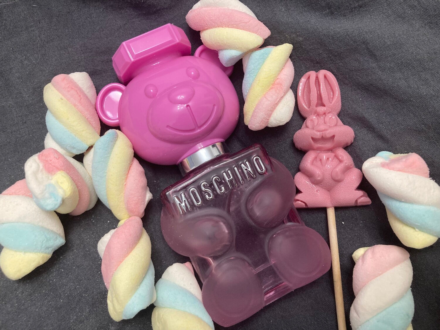 Toy 2 Bubble Gum Moschino